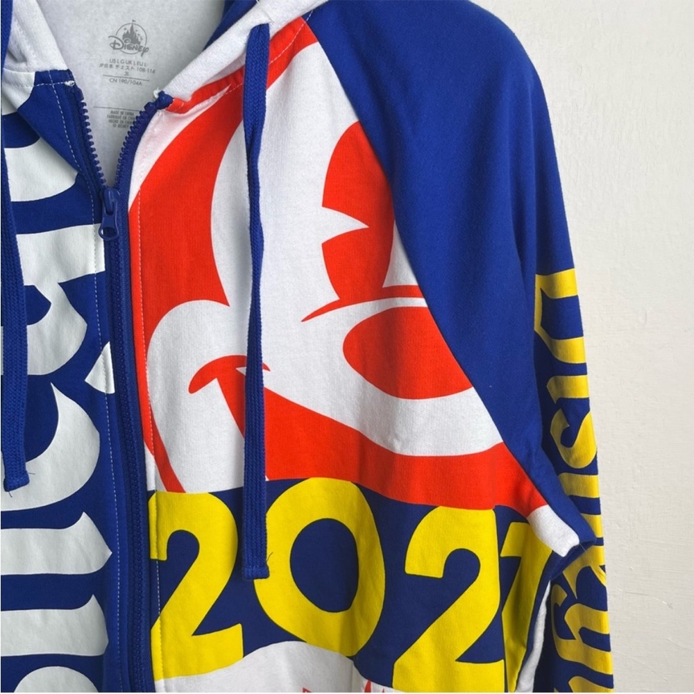 WALT DISNEY WORLD Resort 2021 Zip Hoodie - Picture 14 of 15